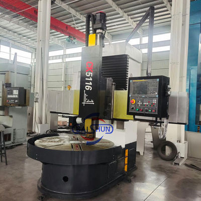 Tornitore a torretta CNC verticale
