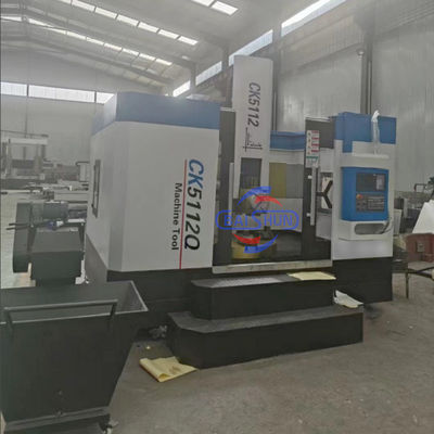 Torno per torno a CNC verticale ad alta precisione