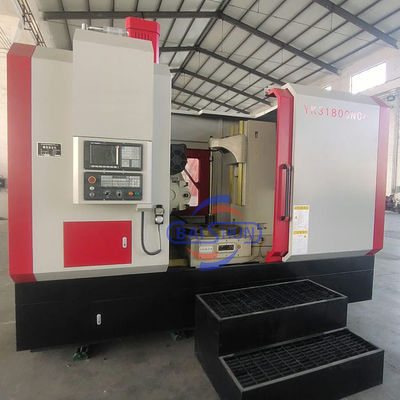 Macchina per la trasformazione automatica CNC ad alta velocità a quattro assi con copertura completa