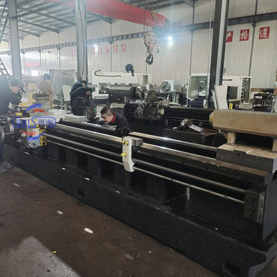 Macchina di rivestimento automatico di fili di petrolio Cnc QK1327 Cnc Oil Country Pipe Screw Threading Lathe