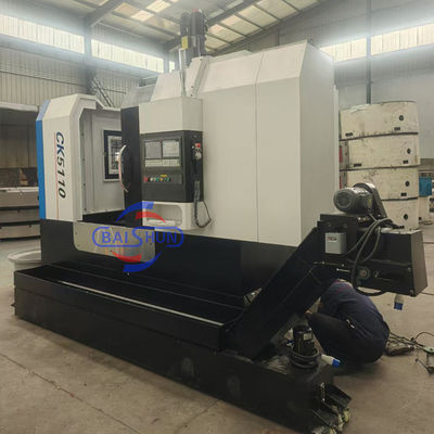 Macchine per tornio verticale a colonna singola CNC 1000mm Tavola Cnc Vtl con copertura protettiva