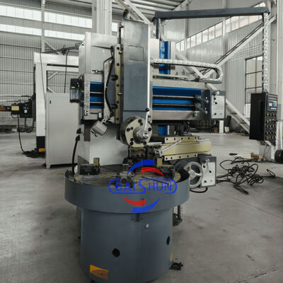 C5116 Torni a torretta verticale manuale a colonna singola con 1600 mm Max. Lunghezza girata, capacità di carico di 5 tonnellate e motore a mandrino da 30 kW